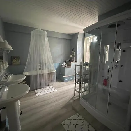 La Boheme Bed & Breakfast 3*