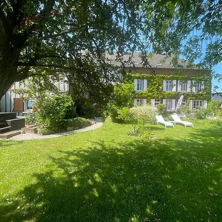 La Boheme Francastel