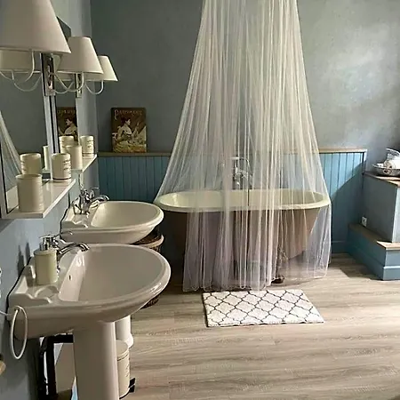 فندق مبيت وإفطار La Boheme 3*