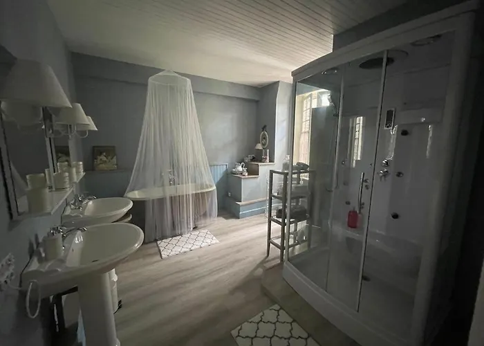 La Boheme Bed & Breakfast 3*